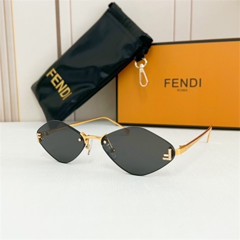 Fendi sunglass-457